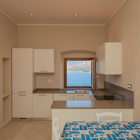 Helloelba Appartamento Il Faro Portoferraio Exteriör bild