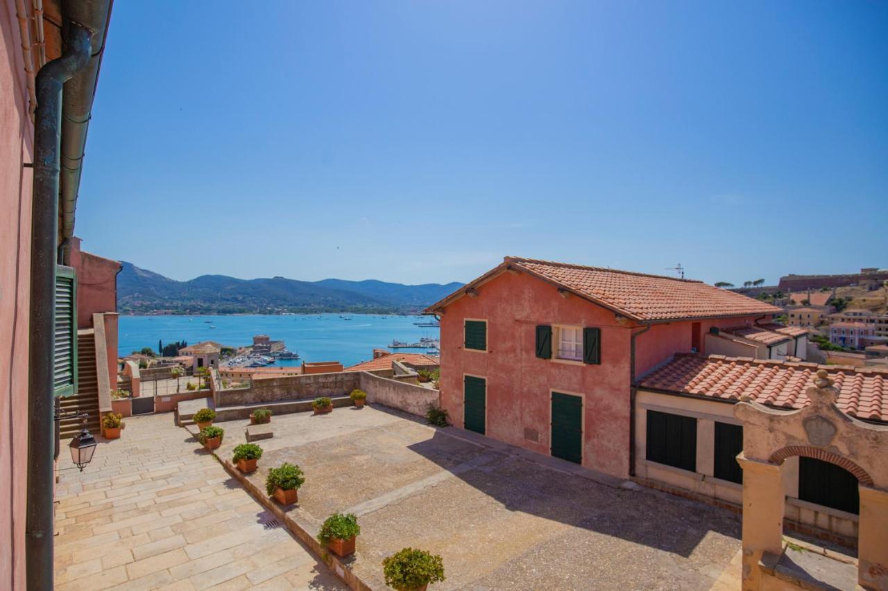 Helloelba Appartamento Il Faro Portoferraio Exteriör bild