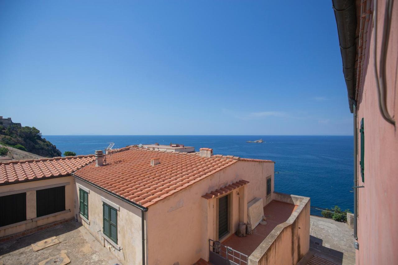 Helloelba Appartamento Il Faro Portoferraio Exteriör bild